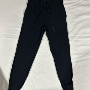 Lululemon scuba joggers.  Nylon and Lycra, size 6.  Good condition.